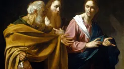 Caravaggio malte um 1605 diese Szene aus dem Evangelium nach Matthäus (Mt 4,18-20), in der ein junger, bartloser Jesus die deutlich älteren Brüder Simon (Petrus) und Andreas ruft. / Gemeinfrei