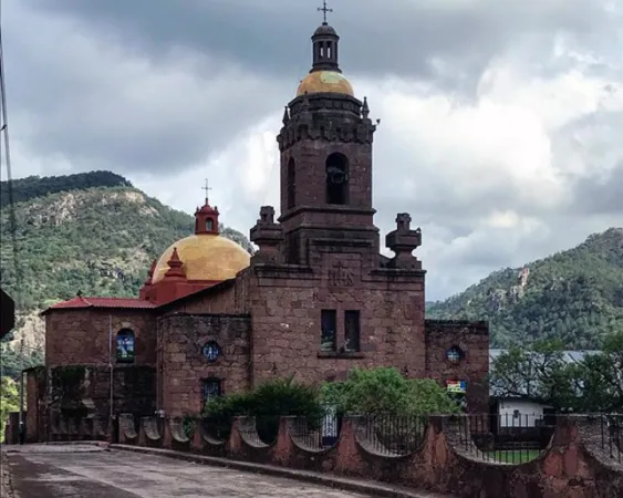 Die Kirche des heiligen Franz Xaver in Cerocahui (Mexiko), in der die Morde verübt wurden 