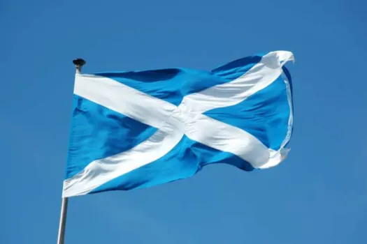 Die Flagge Schottlands / Lynx Aqua/Shutterstock