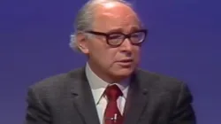 Thomas Molnar im Jahr 1982 / screenshot / YouTube / Firing Line with William F. Buckley, Jr.