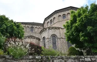 Die vom heiligen Eligius gegründete Abtei Solignac ist eine der wichtigsten Kirchenbauten des Limousin, der Region im Herzen Frankreichs.  / Bistum Limoges