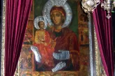 Johannes von Damaskus und die Ikone der Gottesmutter mit drei Händen