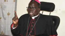 Erzbischof Stephen Ameyu Martin während einer Pressekonferenz am 22. Dezember 2022 in Juba. / Wani Yusif/CRN