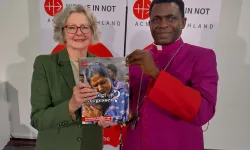 Vorstellung des Berichts „Verfolgt und Vergessen?“: Regina Lynch, Geschäftsführende Präsidentin von „Kirche in Not“, und Bischof Gerald Mamman Musa von Katsina in Nigeria / Kirche in Not