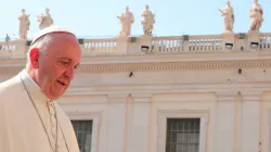 Papst Franziskus am 30. Juni 2016 auf dem Petersplatz. / CNA/Daniel Ibanez