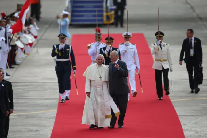 Papst und Präsident auf dem Roten Teppich am 18. Januar 2018