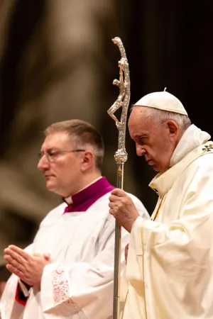 Papst Franziskus bei der Priesterweihe im Petersdom am 12. Mai 2019