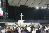 Der Papst in Tokio: Christus ist der Höhepunkt des Menschseins
