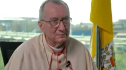Kardinalstaatssekretär Pietro Parolin im Gespräch mit EWTN Vatikan-Korrespondent Colm Flynn am 19. März 2022.  / EWTN