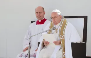 Papst Franziskus in L'Aquila, 28. August 2022 / Daniel Ibáñez / CNA Deutsch