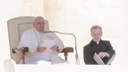 Papst Franziskus, Generalaudienz am 26. April 2023 / Daniel Ibáñez / CNA Deutsch