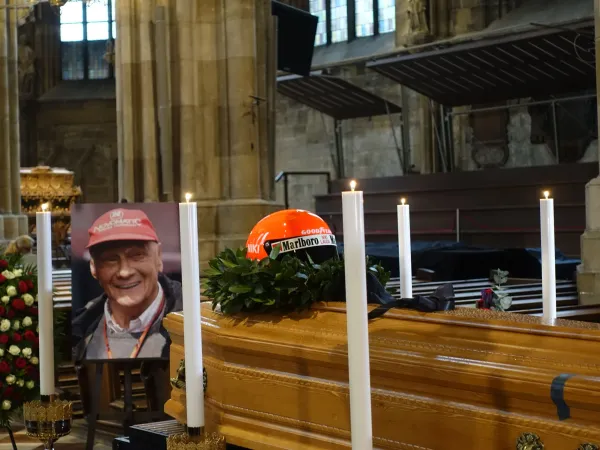 Requiem für Niki Lauda im Wiener Stephansdom