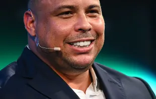 Der ehemalige Fußballspieler Ronaldo Nazário / Photo by Stephen McCarthy
https://www.flickr.com/photos/websummit/49020053207/