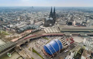 Kölner Dom / dronepicr / Wikimedia Commons (CC BY 2.0)