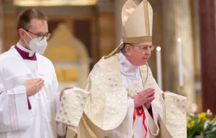 Kardinal Kurt Koch bei der Feier der Ökumenischen Vesper in der Basilika Sankt Paul vor den Mauern am 25. Januar 2021
 / Daniel Ibáñez/Vatican Pool