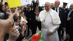 Begrüßung von Papst Franziskus in Portugal zu seiner Fatima-Reise am 12. Mai 2017 / Agencia LUSA