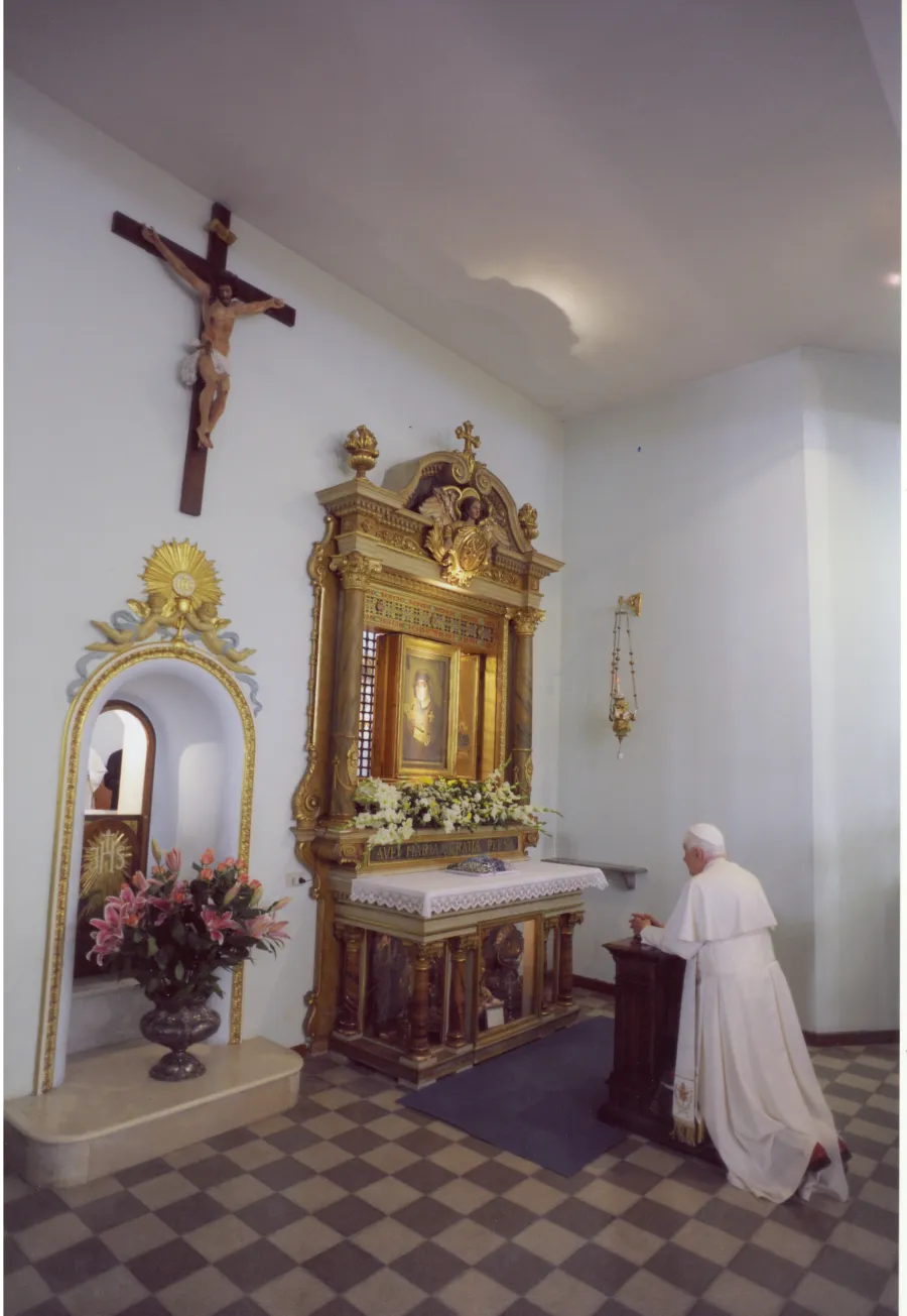 Papst Benedikt XVI. bei seinem Besuch der Advocata am 24. Juni 2010