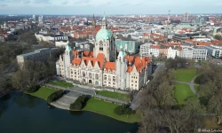 Neues Rathaus in Hannover / Screenshot von YouTube