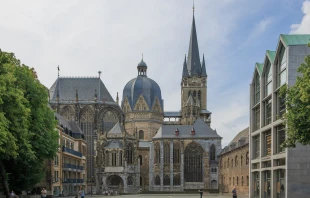 Der Aachener Dom / CEphoto, Uwe Aranas / Wikimedia (CC BY-SA 3.0) 