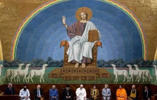 Papst Franziskus spricht bei der Veranstaltung an der Lateranuniversität am 31. Oktober 2019 / Daniel Ibanez / CNA Deutsch 