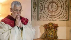 Pater Arturo Sosa SJ, Generaloberer der Jesuiten, vor der Feier der heiligen Messe in der Kirche "Gesu" in Rom am 15. Oktober 2016 / GC36 via Flickr