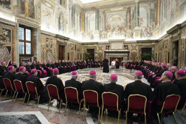 Papst Franziskus mit den deutschen Bischöfen, 17. November 2022 / Vatican Media