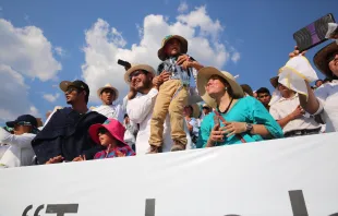 Familien bei der Begegnung mit Franziskus am 16. Februar 2016 in Tuxtla Gutiérrez, Chiapas, Mexiko. / CNA/Alan Holdren