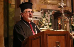 Der Syrisch-Katholische Patriarch von Antiochien, Ignatius Joseph III. Younan, bei einem Gebetstreffen in der Pfarrei Santa Maria ai Monti im Rom am 17. April 2015.  / CNA / Daniel Ibanez