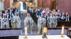 Erzbischof Hans-Josef Becker bei einem Gottesdienst mit den Mallinckrodt-Schwestern am 21. August 2024 / Thomas Throenle / Erzbistum Paderborn