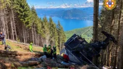 Die Absturzstelle der Seilbahn auf dem Berg Mottarone am 23. Mai 2021  / Corpo Nazionale Soccorso Alpino e Speleologico (CNSAS, dt. „Nationales Berg- und Höhlenrettungskorps“)