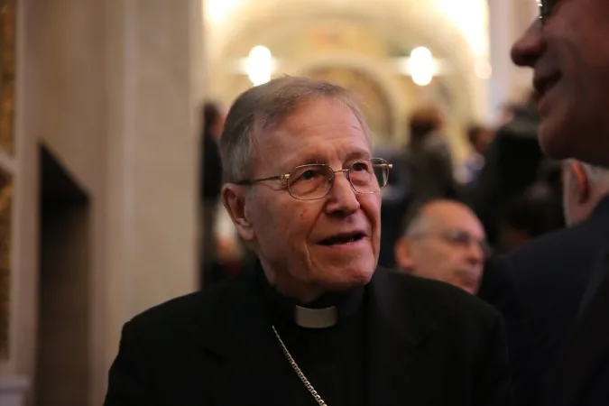 Der emeritierte Kurienkardinal Walter Kasper in der Kirche Sancti Bartholomaei in Insula in Rom im April 2015.