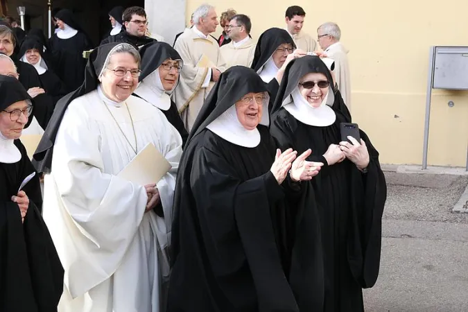 Fröhliche Ordensfrauen bei der Weihe am 23. Februar 2019