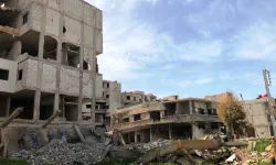Zerstörte Gebäude in Darayya / Kirche in Not