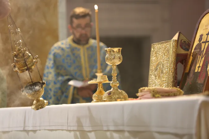 Die Feier der Göttlichen Liturgie in Manoppello.