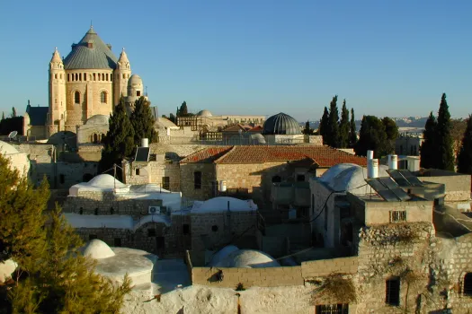 Die Dormitio Abtei auf dem Gipfel des Zion, neben und über dem "Coenaculum", dem Abendmahlssaal Christi / EWTN / Paul Badde