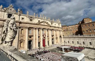 Papst Franziskus eröffnete mit einer Heiligen Messe auf dem Petersplatz am 2. Oktober 2024 die zweite Sitzung der Weltsynode über Synodalität. / Courtney Mares / CNA Deutsch