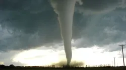 Tornado / Creative Commons Attribution-Share Alike 3.0 / Justin Hobson