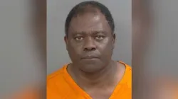 Anthony Odiong, ein ehemaliger Priester aus Louisiana, wurde am 16. Juli 2024 in Florida wegen Besitzes von Kinderpornografie verhaftet, wie die Strafverfolgungsbehörden mitteilten. / The Collier County Sheriff's Office