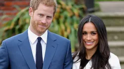 Prinz Harry und Meghan Markle beim offiziellem Fototermin anlässlich Ihrer Verlobung. / Chris Jackson/Getty Images
