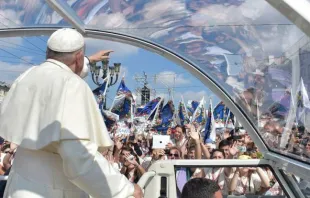 Papst begrüßt Gläubige (Archivbild) / L'Osservatore Romano  