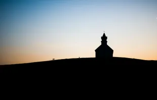 Katholische Kirche in der Stille: Die Aufnahme des Fotografen Frankie Garcia entstand bei 30 Tage langen Schweige-Exerzitien.    / Frankie Garcia / Unsplash (CC0) 