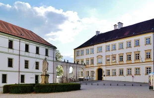 Der Freisinger Domvorplatz / Zairon / Wikimedia (CC BY-SA 4.0)