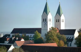 Freisinger Dom, vom Turm der St. Georgs-Kirche aus gesehen. / Wikimedia / vuxi (CC BY-SA 3.0)