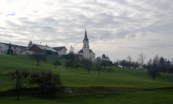 St. Pelagiberg mit Kirche und Altersheim, Gemeinde Hauptwil-Gottshaus, Schweiz / Wikipedia / CC BY-SA 3.0