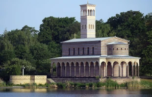 Heilandskirche am Port von Sacrow / Wikimedia Commons (CC0 1.0 Universell)