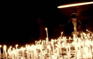 Gebet / Flickr / Rachel Titiriga (CC BY-NC-ND 2.0)