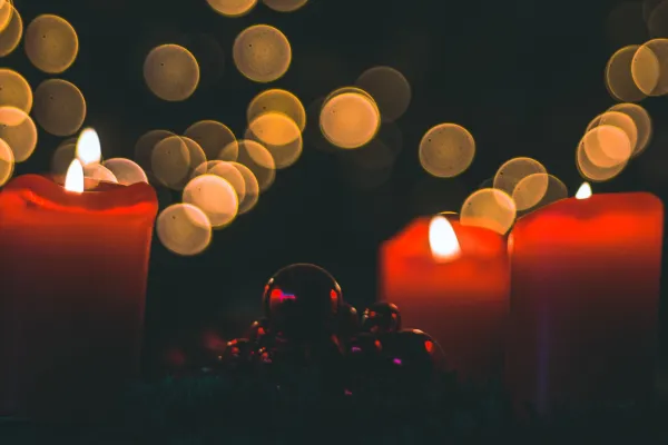 Adventskranz / Jan-Henrik Franz / Unsplash