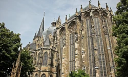 Aachener Dom / NoName_13 / Pixabay