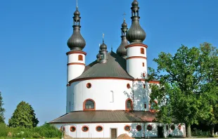 Die Dreifaltigkeitskirche Kappl / Christoph Hörl / Wikimedia (CC BY-SA 3.0)