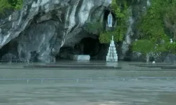 Lourdes unter Wasser am 7. September 2024 / screenshot / YouTube / Sanctuaire Notre-Dame de Lourdes